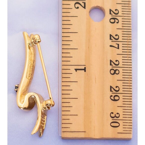 Vintage Wavy Navy Blue Rhinestone Gold Tone Brooch by Avon - S5 - Picture 3 of 3